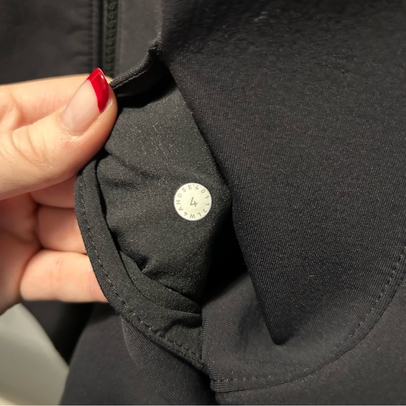 Lululemon Re-Form Jacket - Picture 9 of 10
